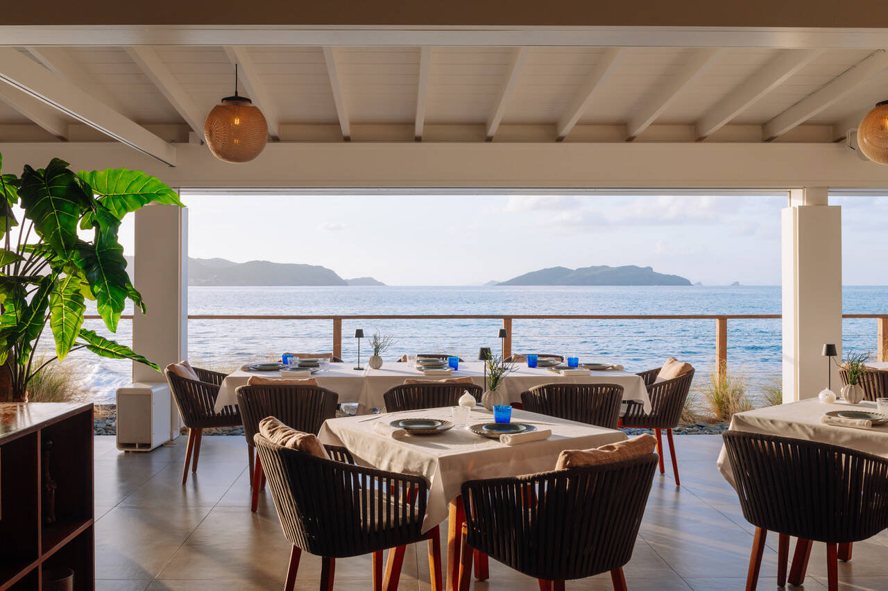 8-st-barth-restaurant-la-plage-de-chris-pointe-milou-st-barts-1.jpeg