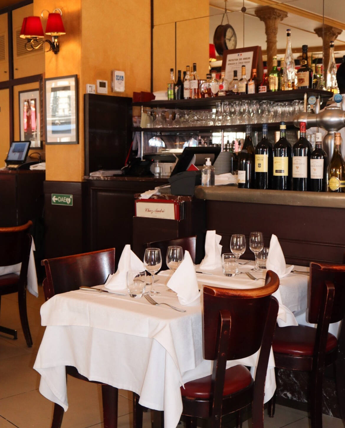 3-restaurant-chez-andre-paris.jpg