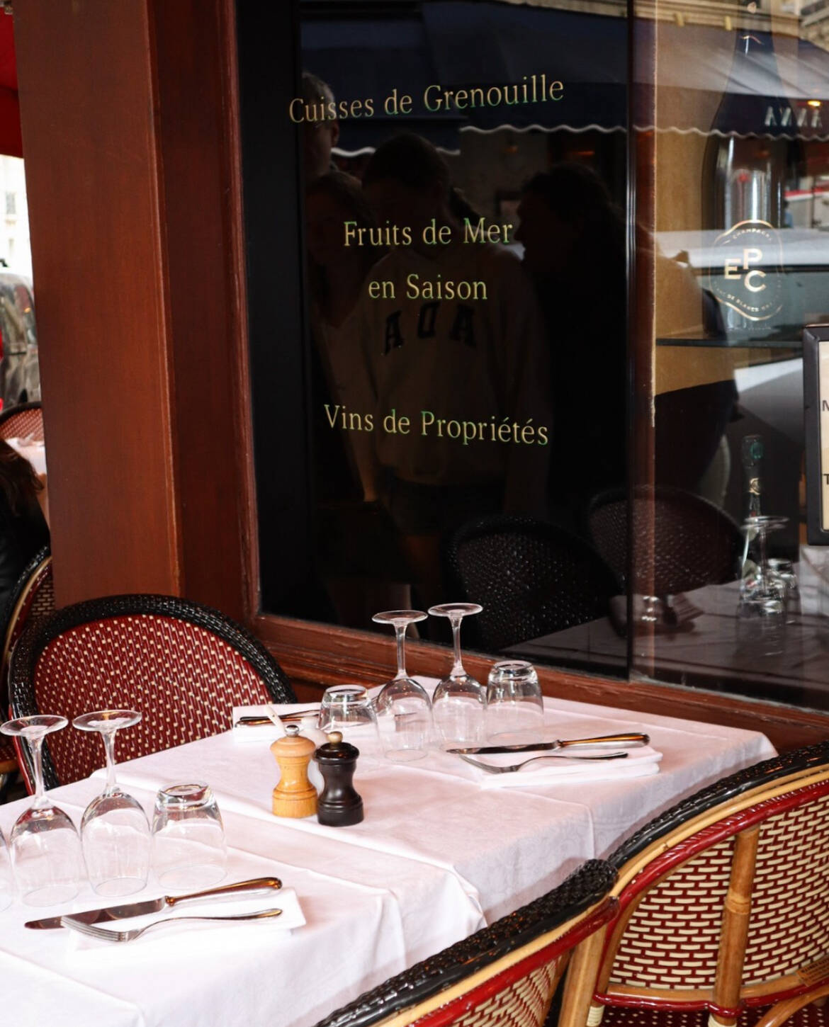 6-restaurant-chez-andre-paris.jpg