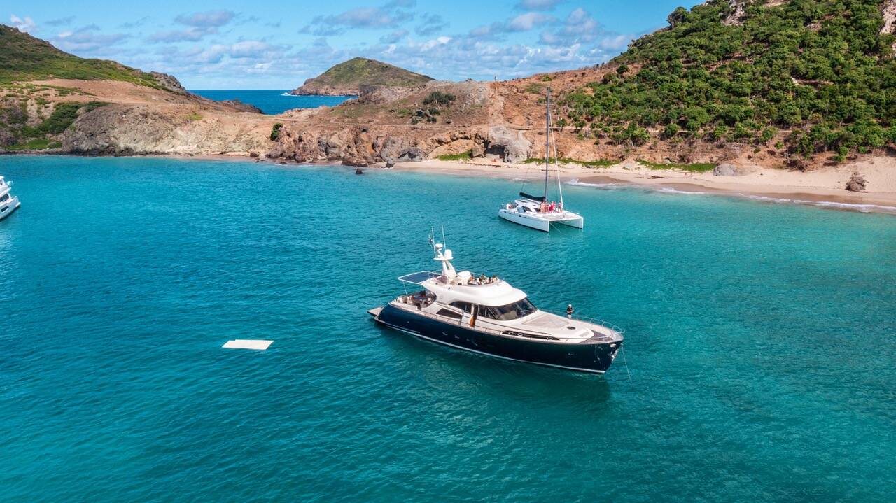 27-st-barth-master-ski-pilou-sea-bob-location-bateau-jet-ski-gustavia-st-barts.jpeg